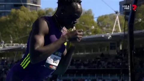 18 year old Gout Gout runs 19.67 for 200m to set a new Australian record and U20 record