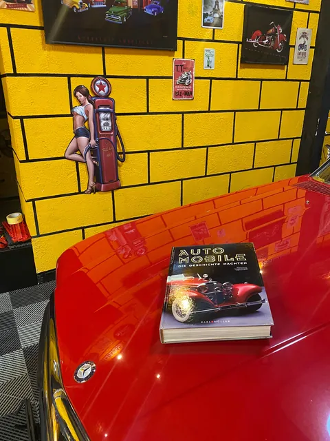 Good evening gentlemen and ladies respectively, i would like to present you my hobby garage