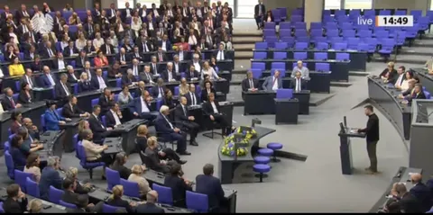 Almost the entire AfD parliamentary group was absent during Zelenskyj's speech. 