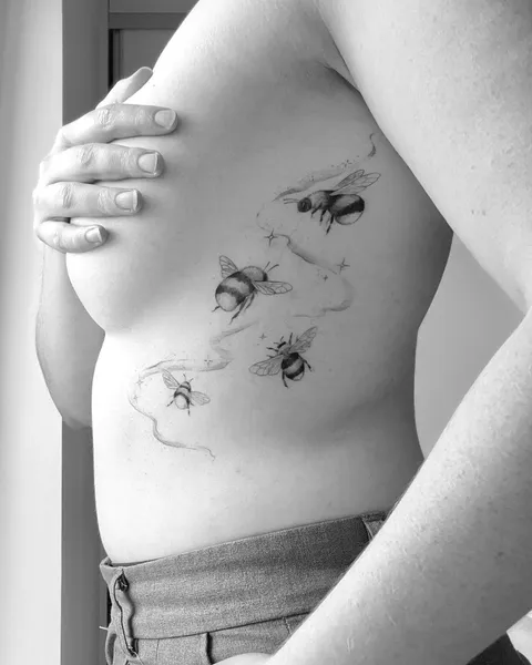 Flying bumble bees by Izzy Ink (artist from Gothenburg Sweden)