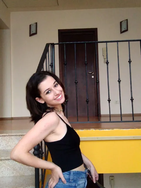 Just a shy girl being silly 🤭