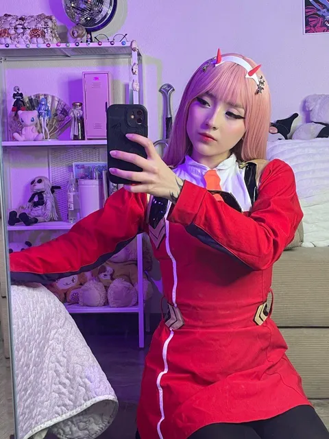 Do you like naughty little girls?