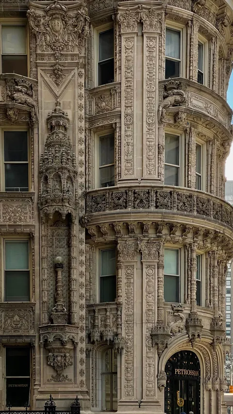 Alwyn Court, New York