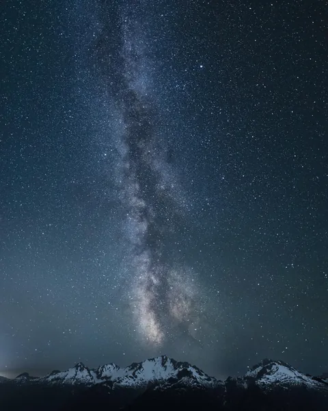 ITAP of the Milky Way standing vertically above Mount Tantalus