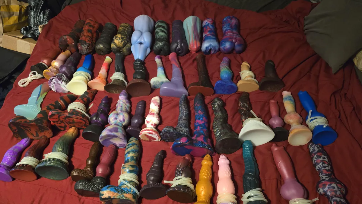 You never notice how big your collection is until you put them all in one spot. I'm happy with the size but my wallet is crying😂