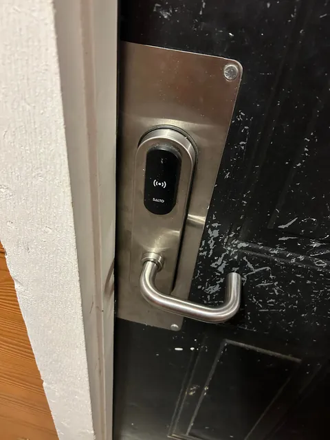 My apartment has a Bluetooth lock and locked me out in the cold
