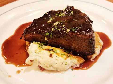 Beef short rib over mashed potatoes 