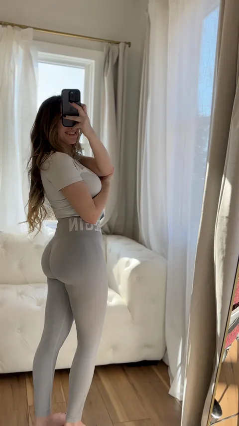 My trainer said backshots make the booty grow