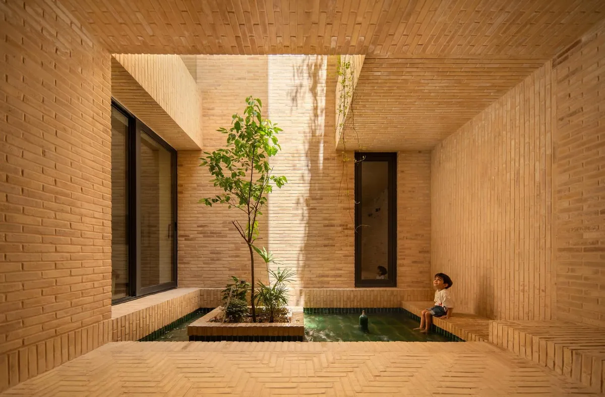 Brick - two contemporary residential buildings in isfahan, iran. 