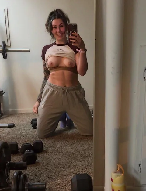 This is how natural mom boobs look… still like? 😭🥹➡️
