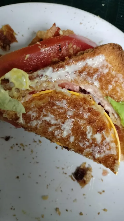 Oh that's why my sandwich was so hard to cut.