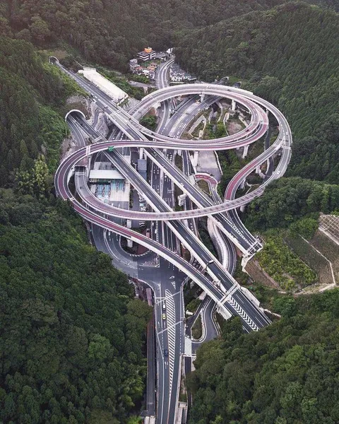 This actual Takaosan Interchange in Tokyo is so intricate it looks like AI