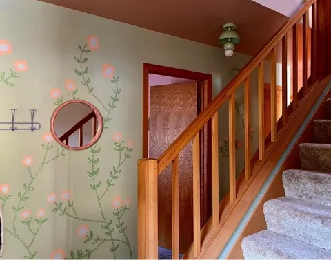 A round up of all the ways I have used hand painted florals in my home.