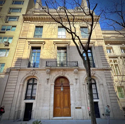 Jeffrey Epstein‘s Properties and Private Islands