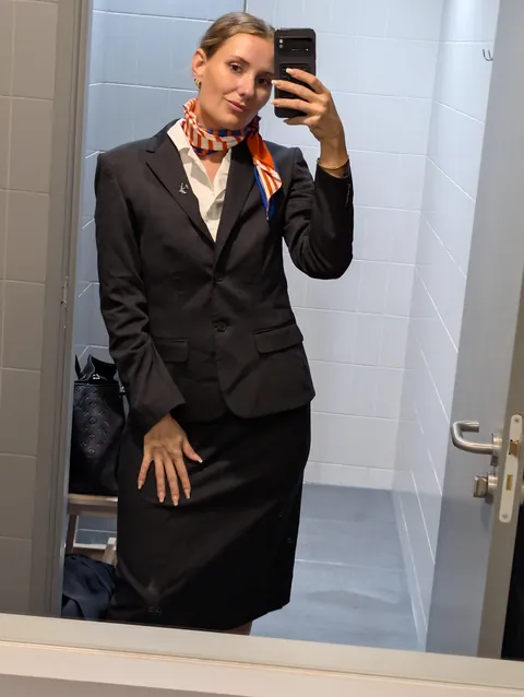 From 30000 feet in the air to my bedroom… (f30, Dutch)