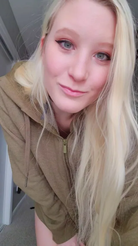 Do you like my braless titties? I grew them myself :) [Gif]