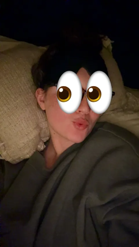 cake day post 🎂🤪 [f]