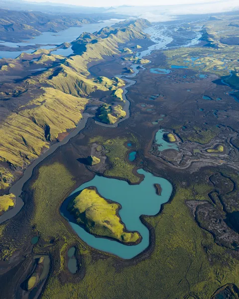 The Icelandic highlands in September (OC)[2560x2048]