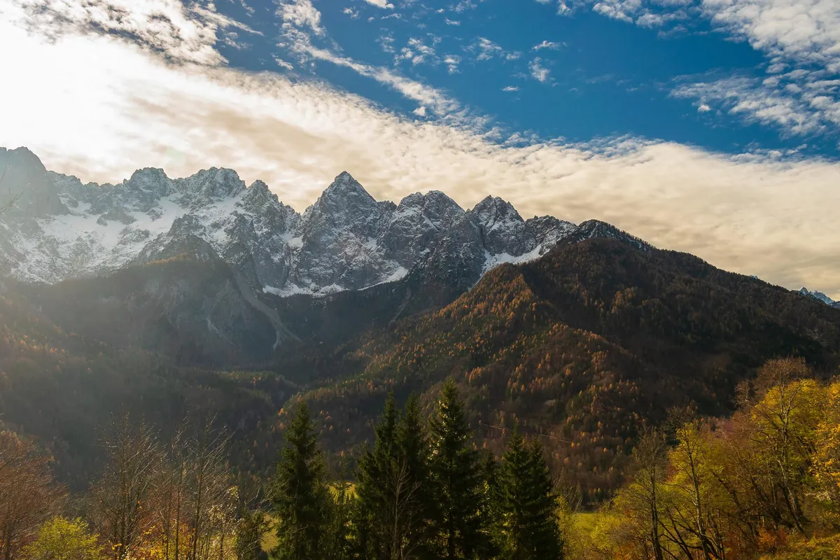 Julian Alps in Slovenia.[OC] [2048x1365]
