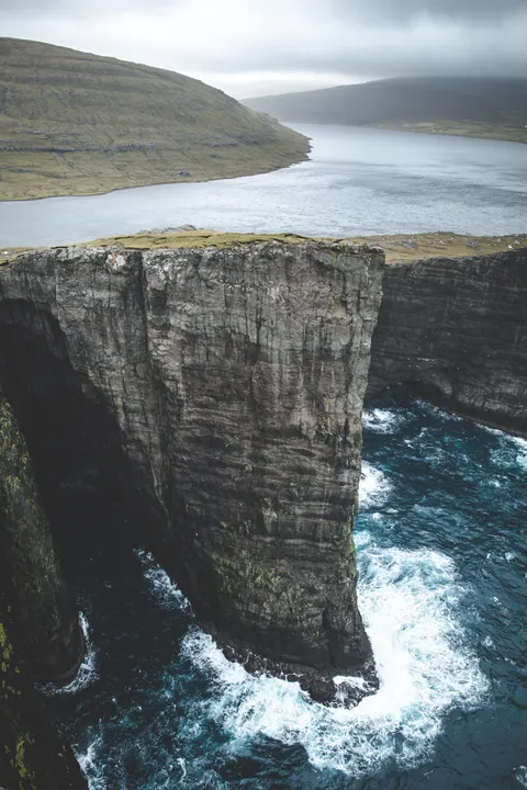 Thought I'd only get to see this place via my computer screen, Faroe Islands [OC] [3648x5472]