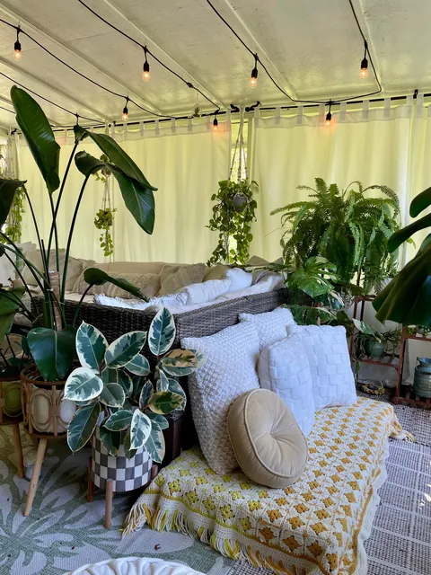 favorite lil spots 🪴✨