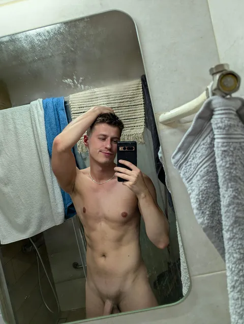 Be the good boy and swipe for the reveal😼