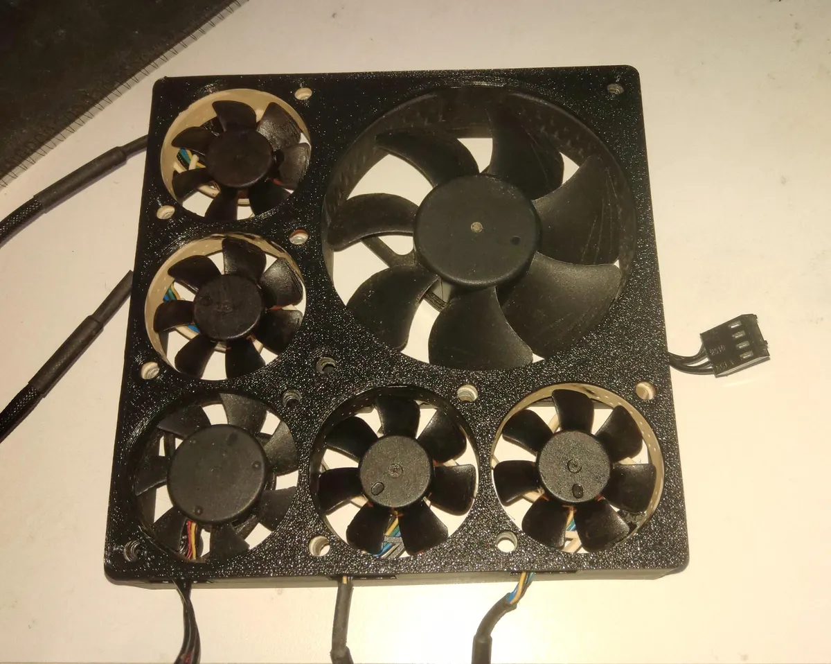 I wanted another 120mm fan, so I made my own 