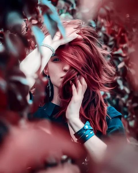 My first post on reddit😌. Mysterious lady (Canon 6D + Tokina RMC 80-200/4)