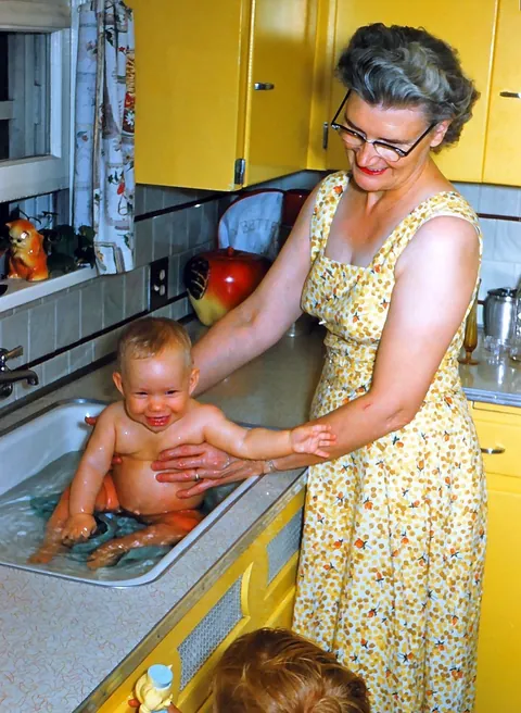 Mama Don't Take My Kodachrome Away - Vintage Kodachrome, 1951-1980