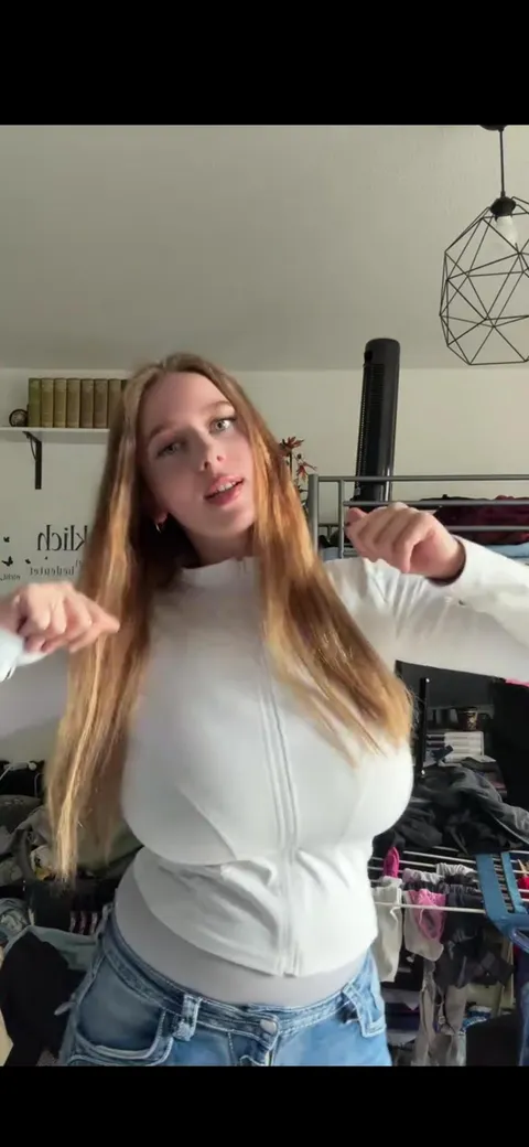 Mayve there's some GREAT content of her?