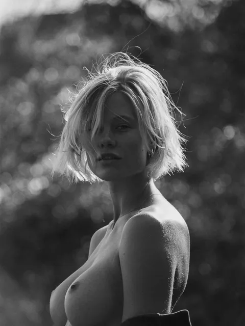 Becca Hiller by Henrik Purienne. 2017