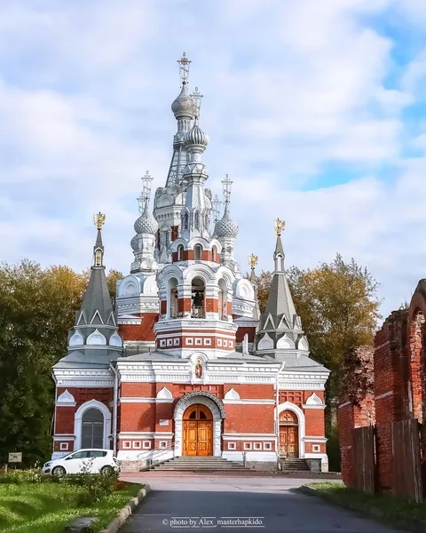 Churches and cathedrals of Saint Petersburg and its suburbs