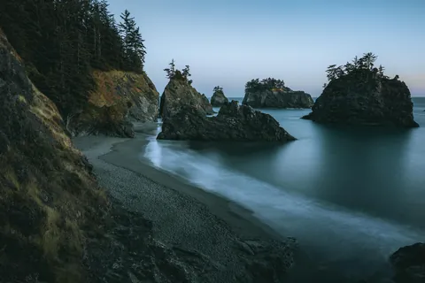 Secret Beach, Oregon [OC] [2840x3894]