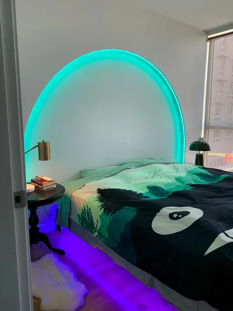 Bedroom Arch w. LED Lighting