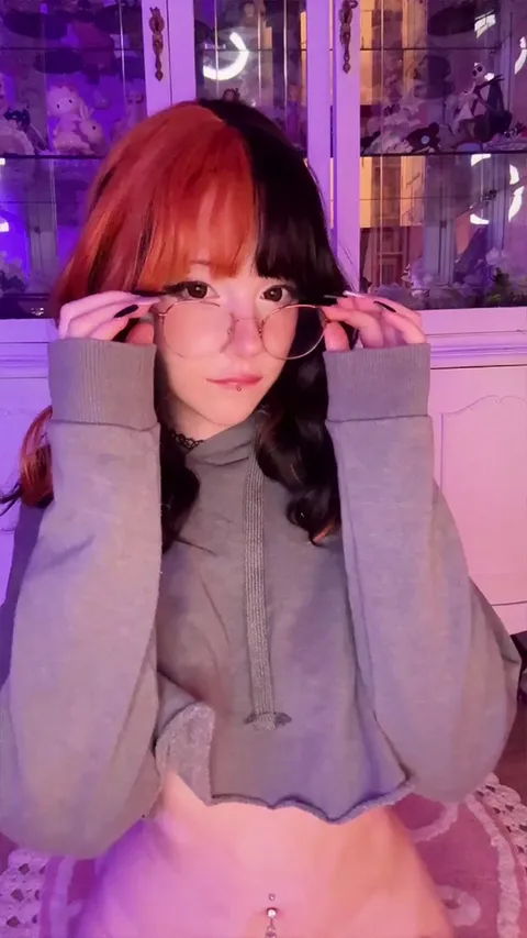 Does ahegao actually make guys horny??