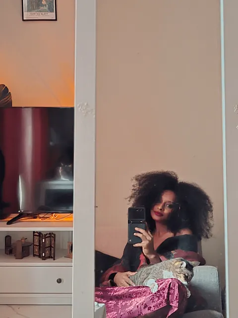 I'm the cat lady I always wanted to be finally at 30