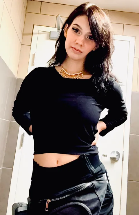 5 years ago I made my one and only post on Reddit and asked you guys to roast me(original post included). 5 years later, I am back for more. Take me down Reddit. Roast me hard.