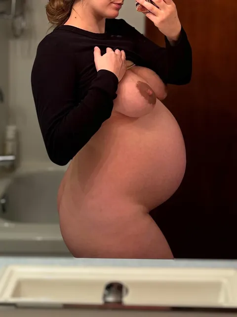 Starting to feel really pregnant