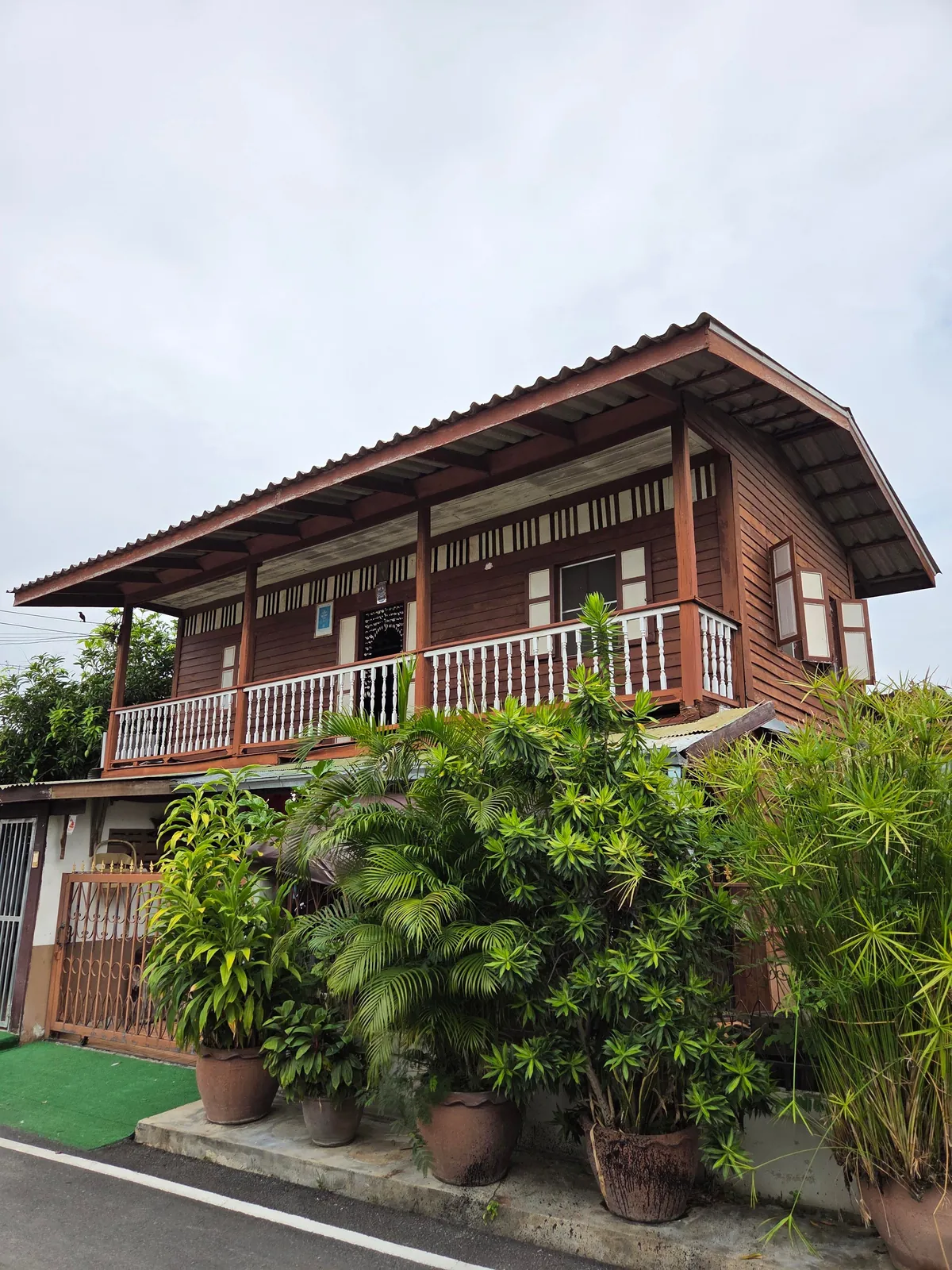 An exceptionally maintained thai village