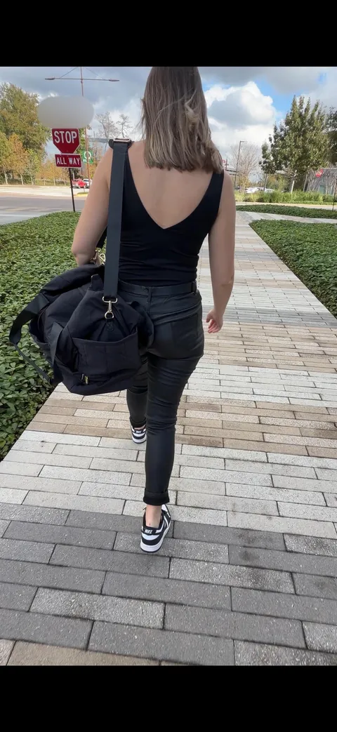 He told me he was in town for a business trip… but those hands and that cock had other plans. He was all about giving me the business instead.