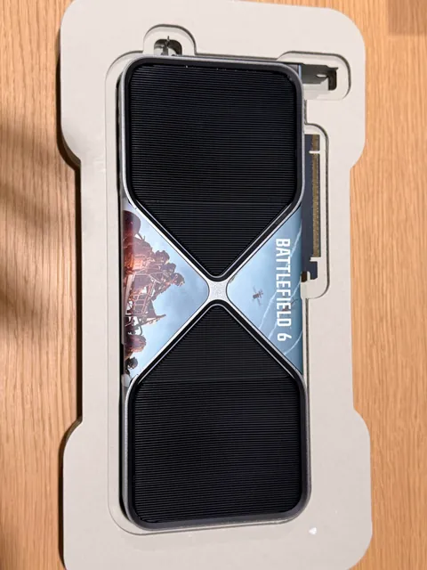 PCMR and Nvidia blessed me with the RTX 5090 FE Battlefield 6 edition and I’m STILL shaking