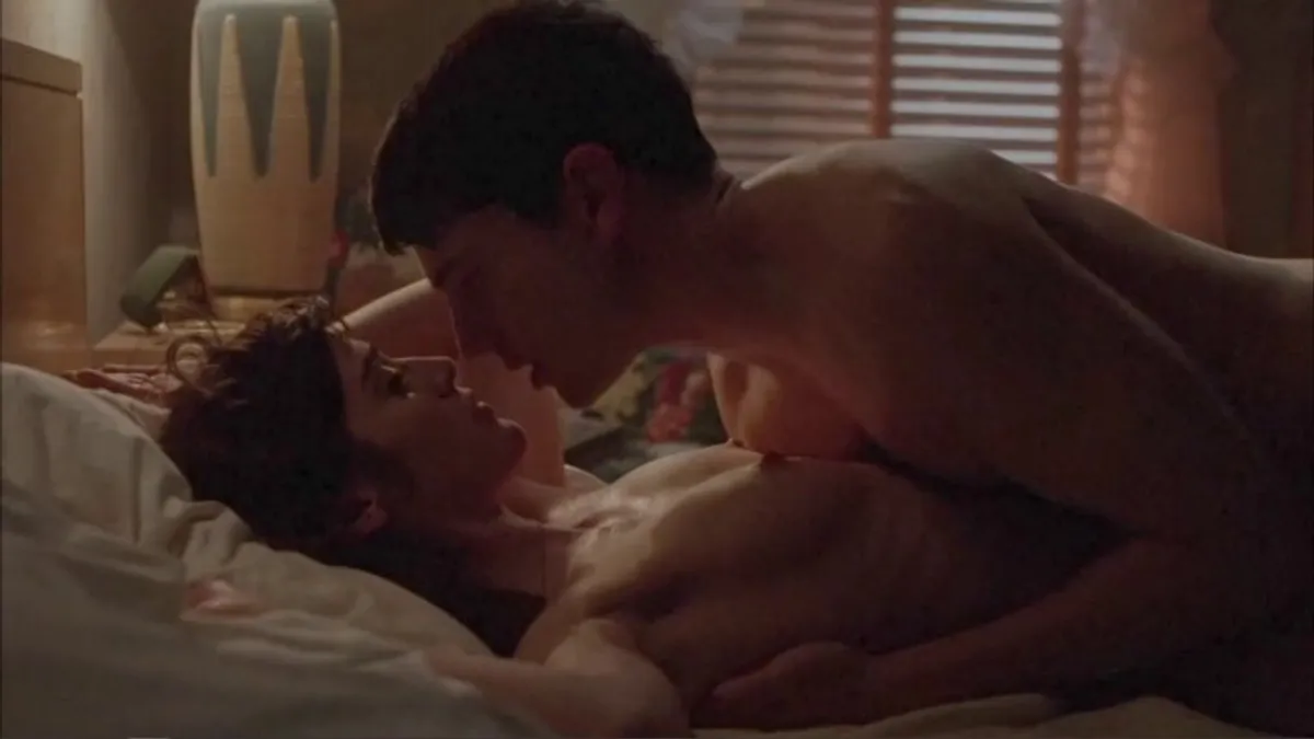 Lizzy Caplan - Masters of Sex (S1E1)