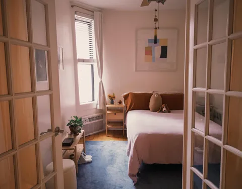 deep cleaned my apartment and now it’s extra cozy