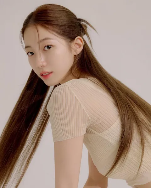 LE SSERAFIM - Kazuha