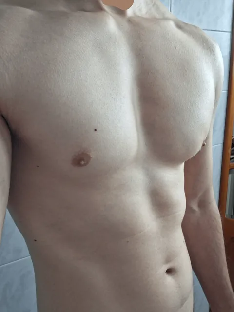 Gf hates my body but loves my dick