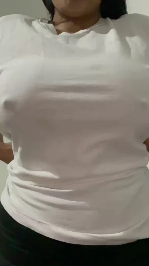 i know you’re here for the tits… so let me spoil you 😈😈😈 (reveal)