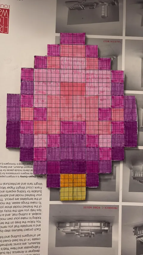 I made a spore blossom to hang up in my dorm ^-^