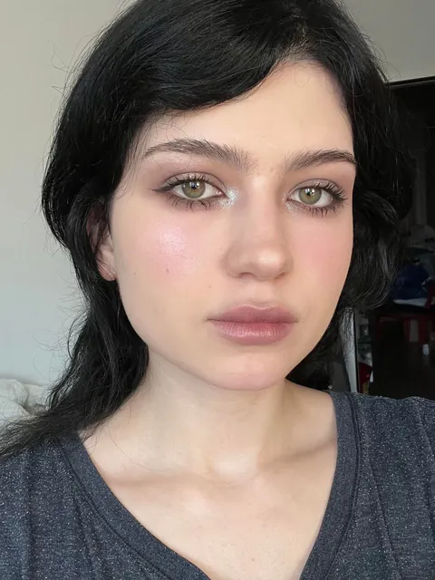 Grey -desaturated look