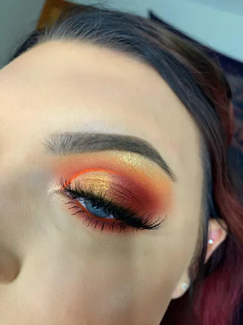 My fiancé doesn’t use reddit so I’m posting this on her behalf! She’s self-taught and been doing make up since she was little! Thanks for looking!(: