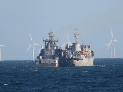 The Russian frigate Admiral Grigorovich was observed conducting a raft-up (alongside replenishment) with the Russian Amur-class support ship PM-82 near the Galloper Offshore Wind Farm off the Suffolk coast while under surveillance by the Royal Navy